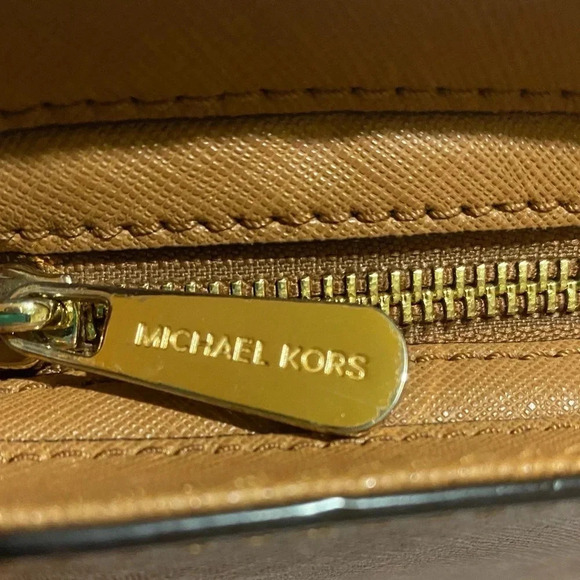 Michael kors brown saffiano leather satchel handbag - Picture 11 of 15